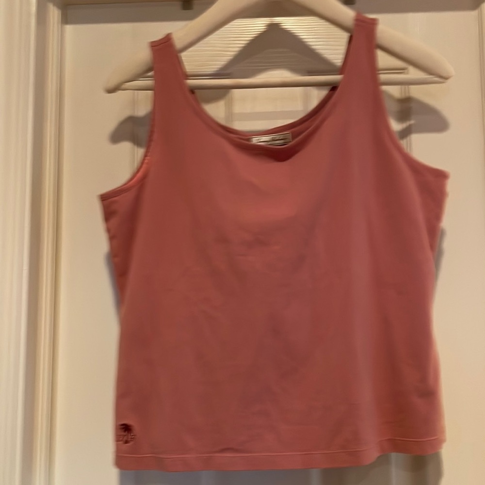 Tommy Bahama mauve tank top with sports bra built in